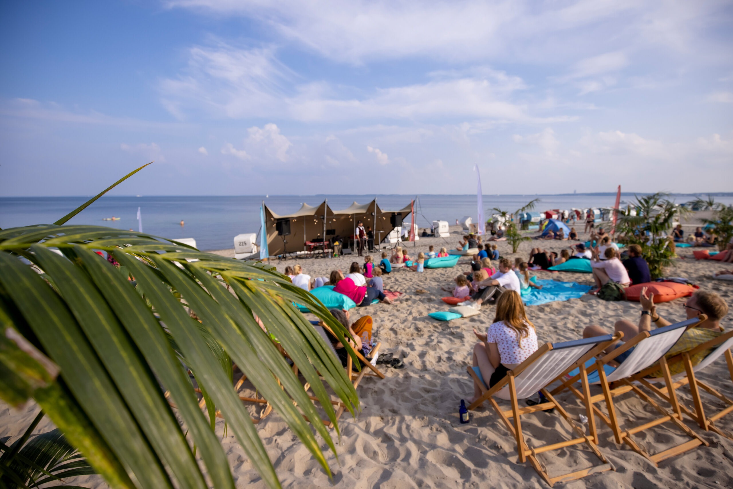 13 Event-Tipps für 13 kleine Auszeiten an der Ostsee Unbeschwerte Momente auf den Wellen, am Strand und an Land zu jeder Jahreszeit