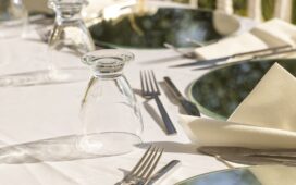 DEHOGA-Umfrage: Weiterhin hohe Umsatzverluste im Gastgewerbe