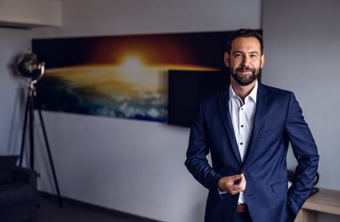 Daniel Brettschneider die Leitung des Essential by Dorint Stuttgart/Airport