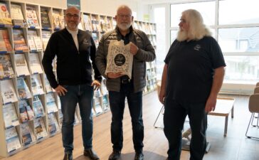 Büsumer Gästelotsen begrüßen 25.000. Teilnehmer