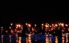 Neujahrsschwimmen in Füssen im Allgäu