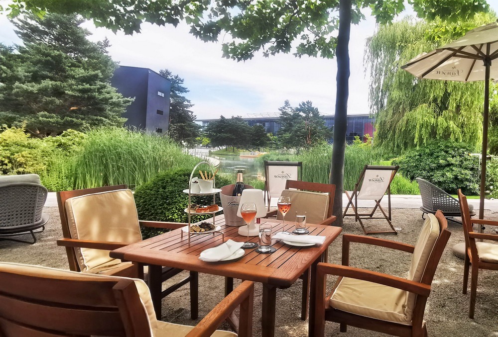 Die Lanson Champagner Terrasse im The Ritz-Carlton, Wolfsburg, Bildrechte Marriott International