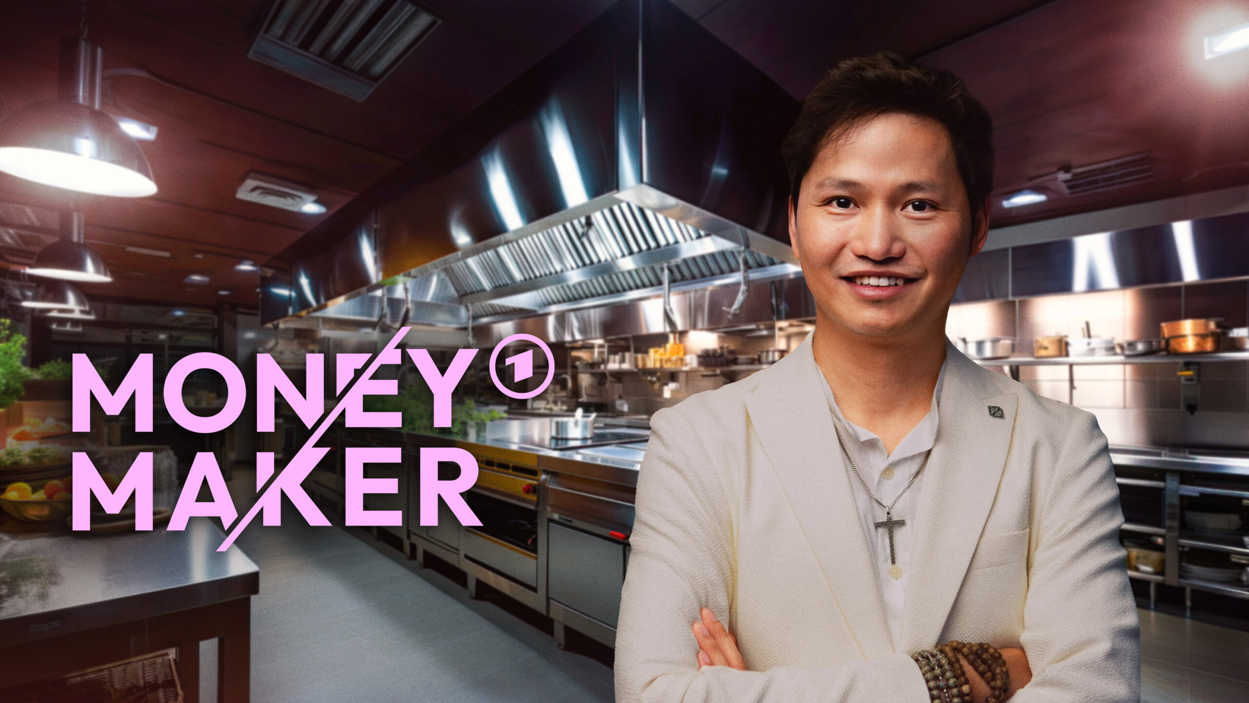 Geschäftsmann Tuyen Pham in seinem Berliner Restaurant Bless / Bildrechte: MDR/Miles Plahuta, Fotograf: MDR Mitteldeutscher Rundfunk