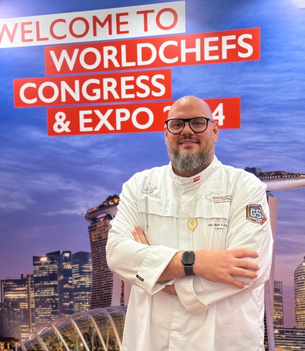 Kochverbandschef Mike P. Pansi in Singapur
