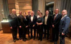Akteure beim Burgunderevent - © Althoff Hotels