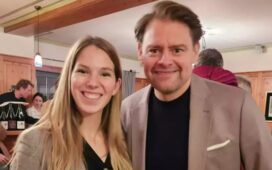 Deutsche Weinprinzessin Julia Lambrich beim Burda-Weintest mit Comedian Max Giermann.