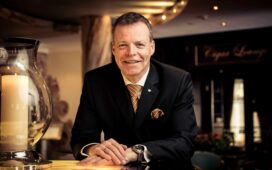 Hoteldirektor Ralf J. Kutzner des Bülow Palais