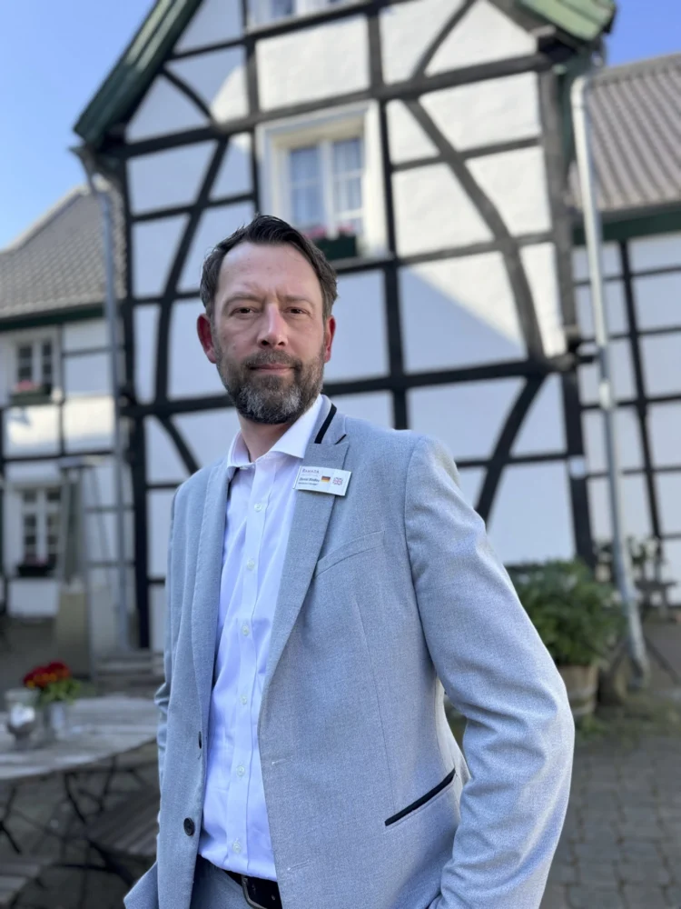 Signo Hospitality: Daniel Blodau ist Restaurant Manager im Ramada by Wyndham Düsseldorf Ratingen @Signo Hospitality
