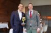 Hotelier Sebastian Finkbeiner überbrachte den "Sommelier des Jahres"-Award aus Athen an Stéphane Gass