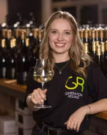 77. Deutsche Weinkönigin Anna Zenz - 100 Tage im Amt