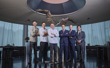 Ikarus Team, Stefan Howells, Martin Ebert, Martin Klein, Florian Kempinger, Markus Olzinger, Mario Onida